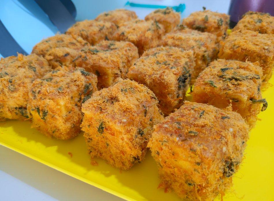 美味海苔肉松小贝