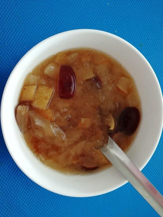 雪梨银耳汤