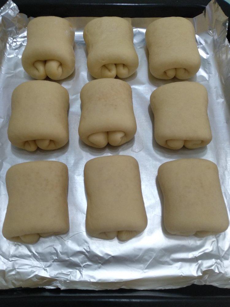 椰蓉牛奶面包卷