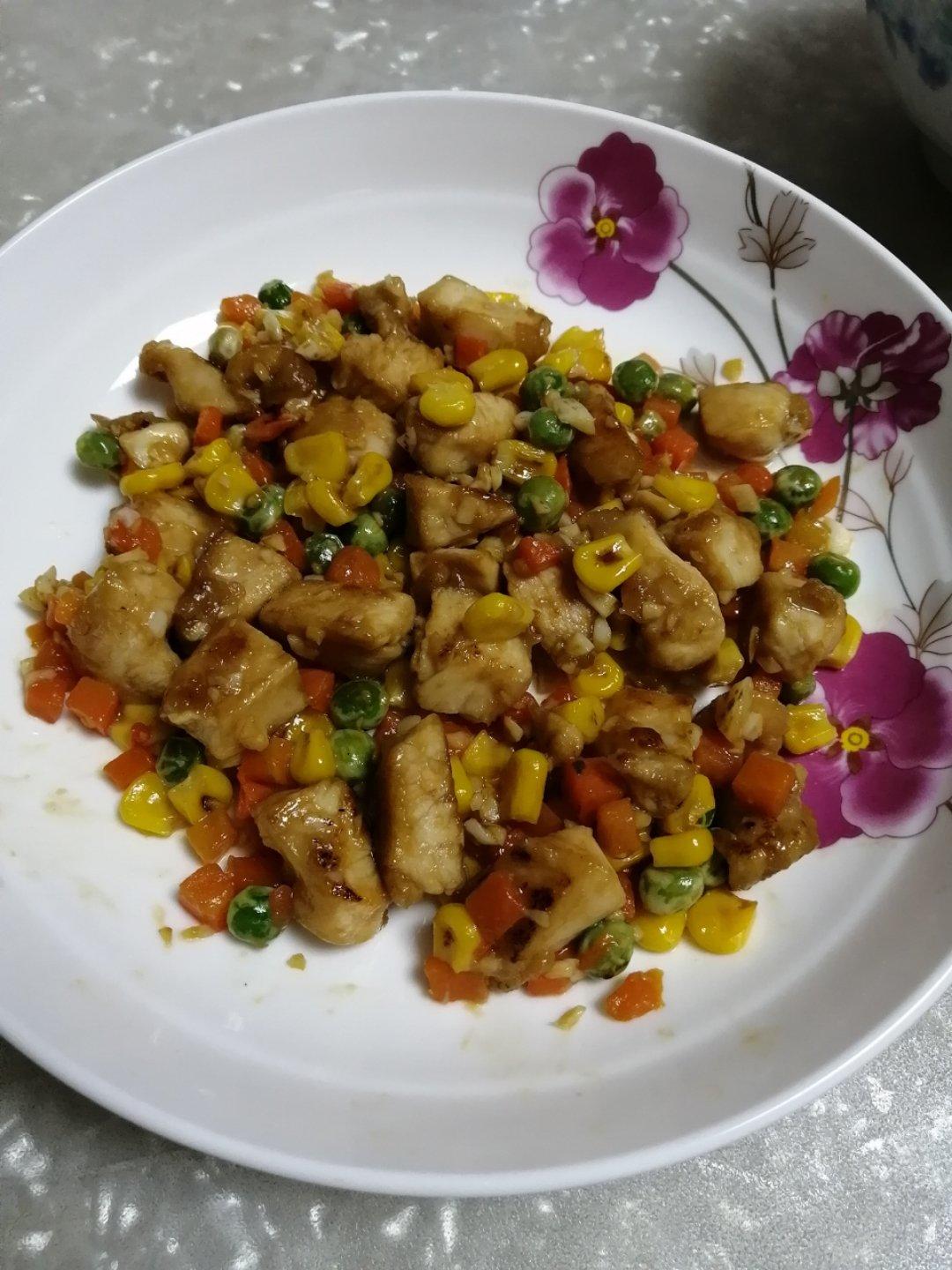 减脂餐！鸡胸肉炒三丁