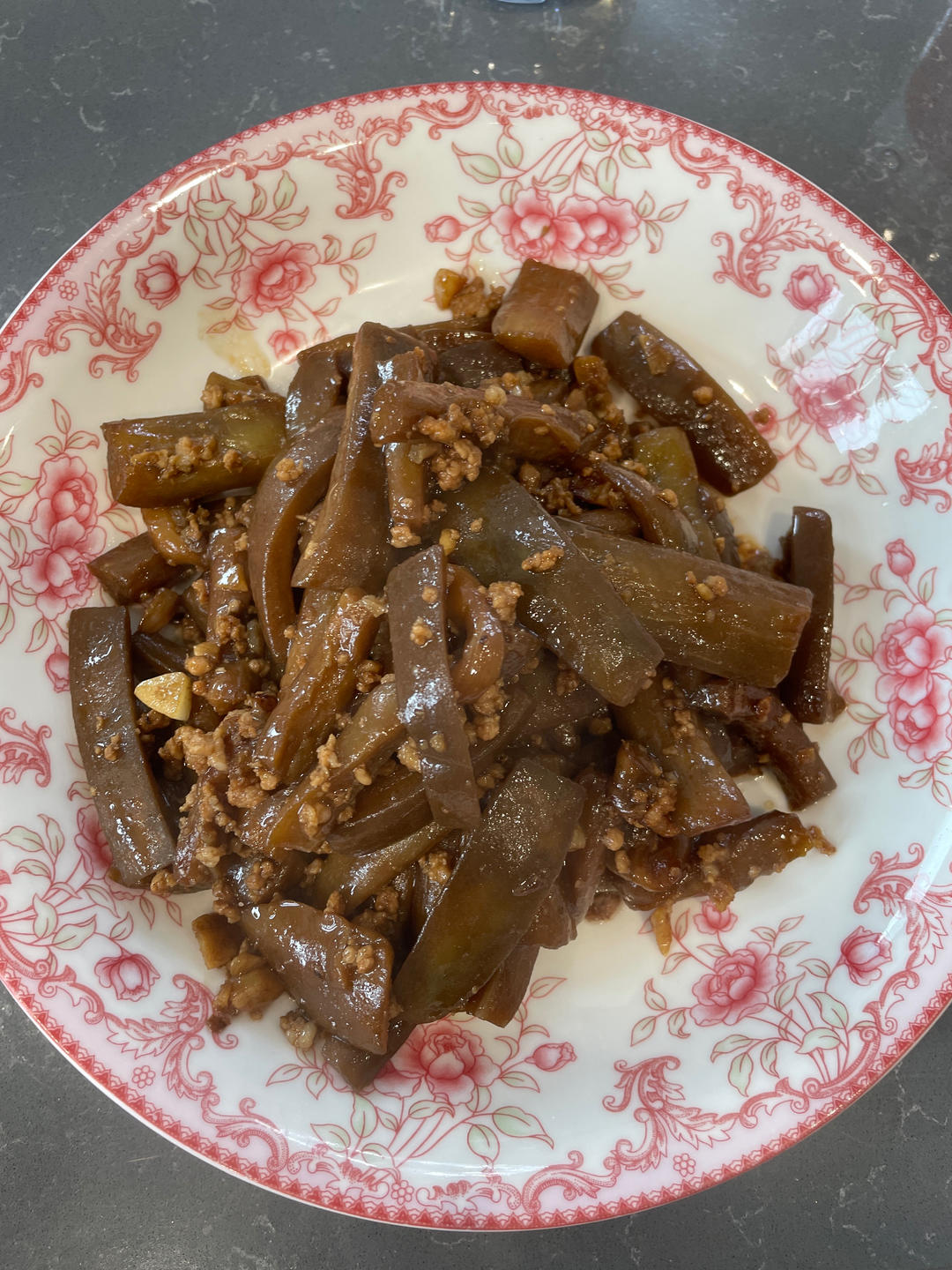 保你多吃两碗饭的
“肉沫茄条”