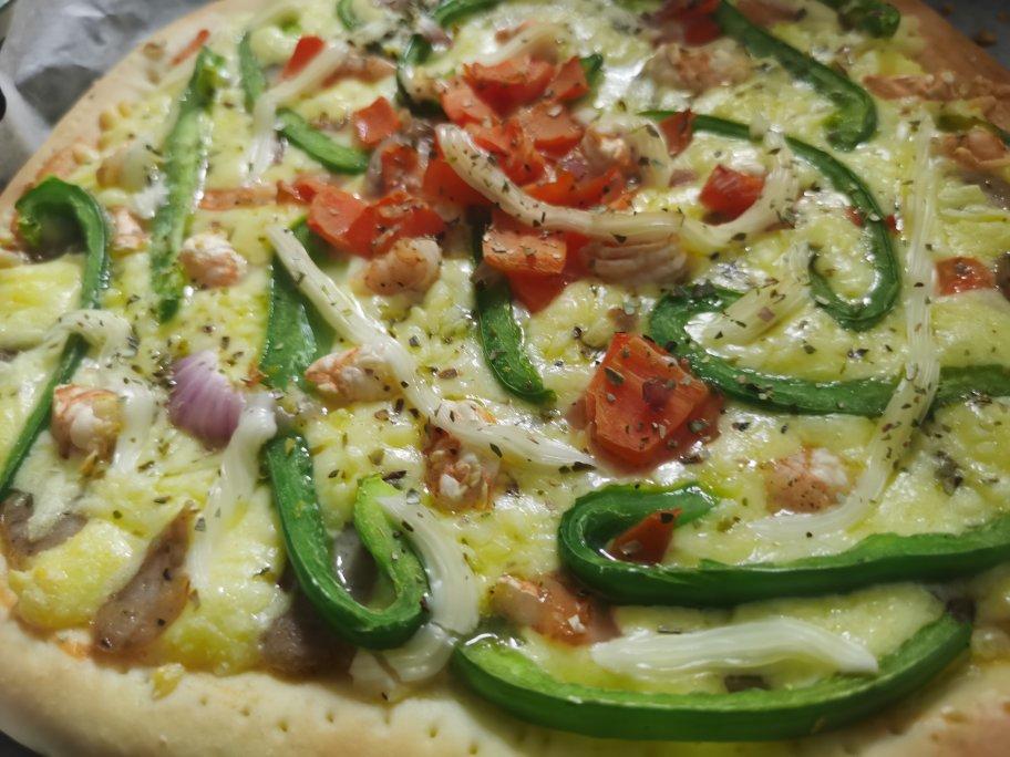 鲜虾🍤培根披萨🍕“内附敲好吃的饼皮做法”