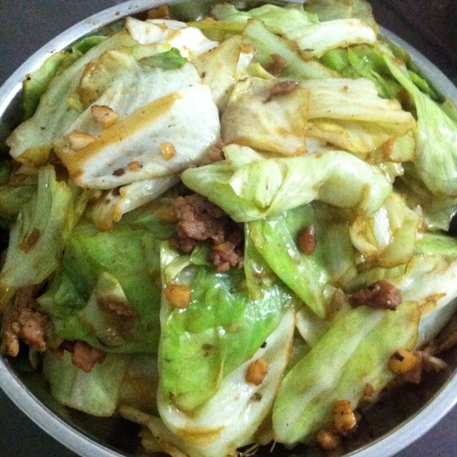 阿婆手撕包菜