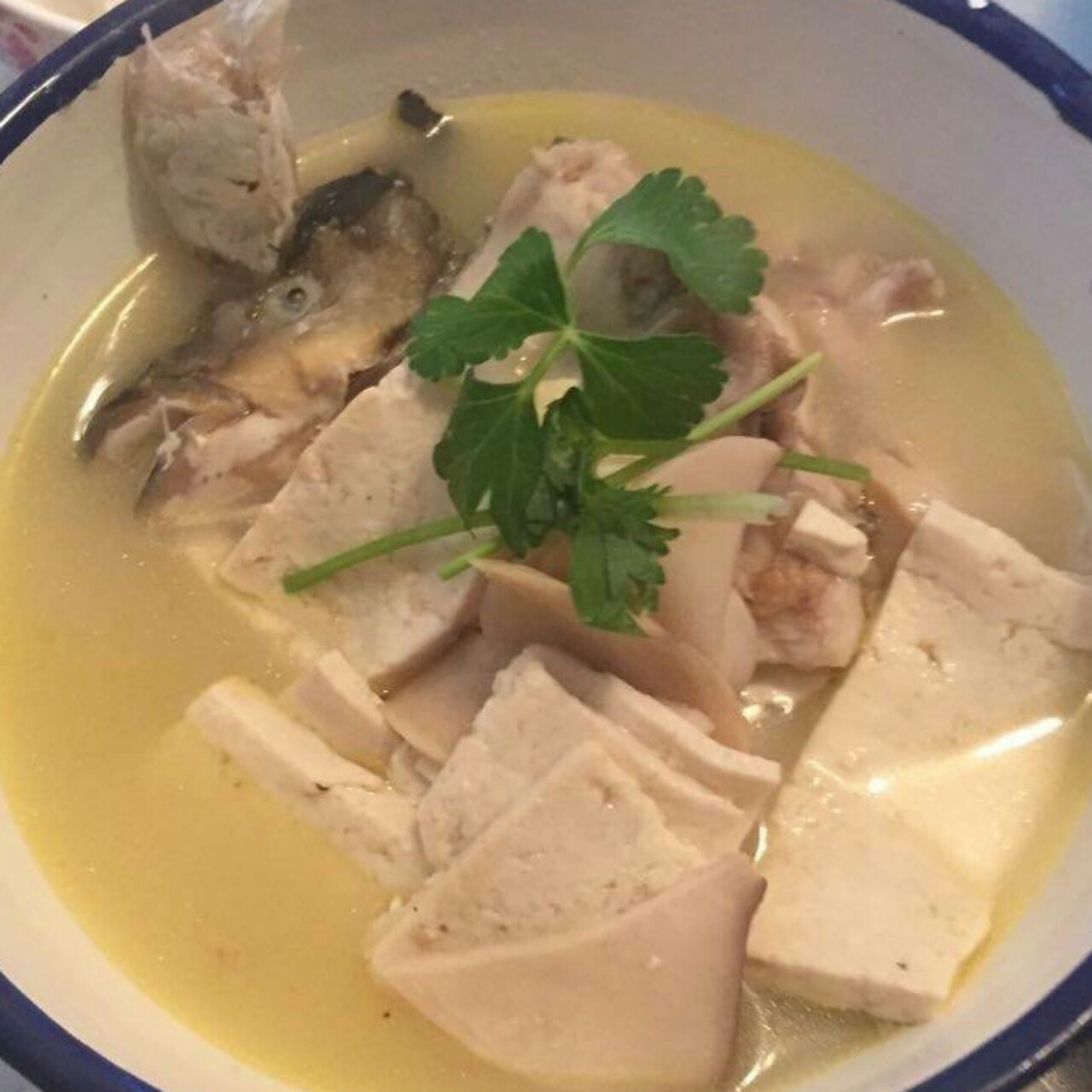 鱼头豆腐汤