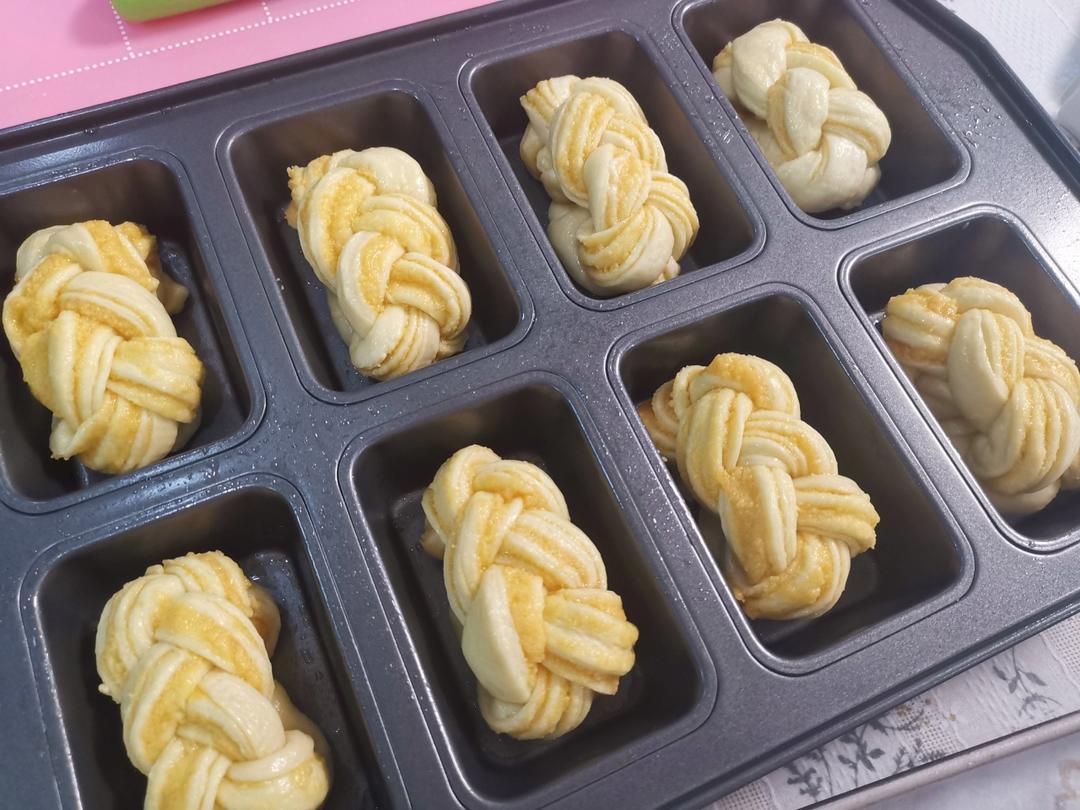 咸蛋黄奶酥mini小吐司