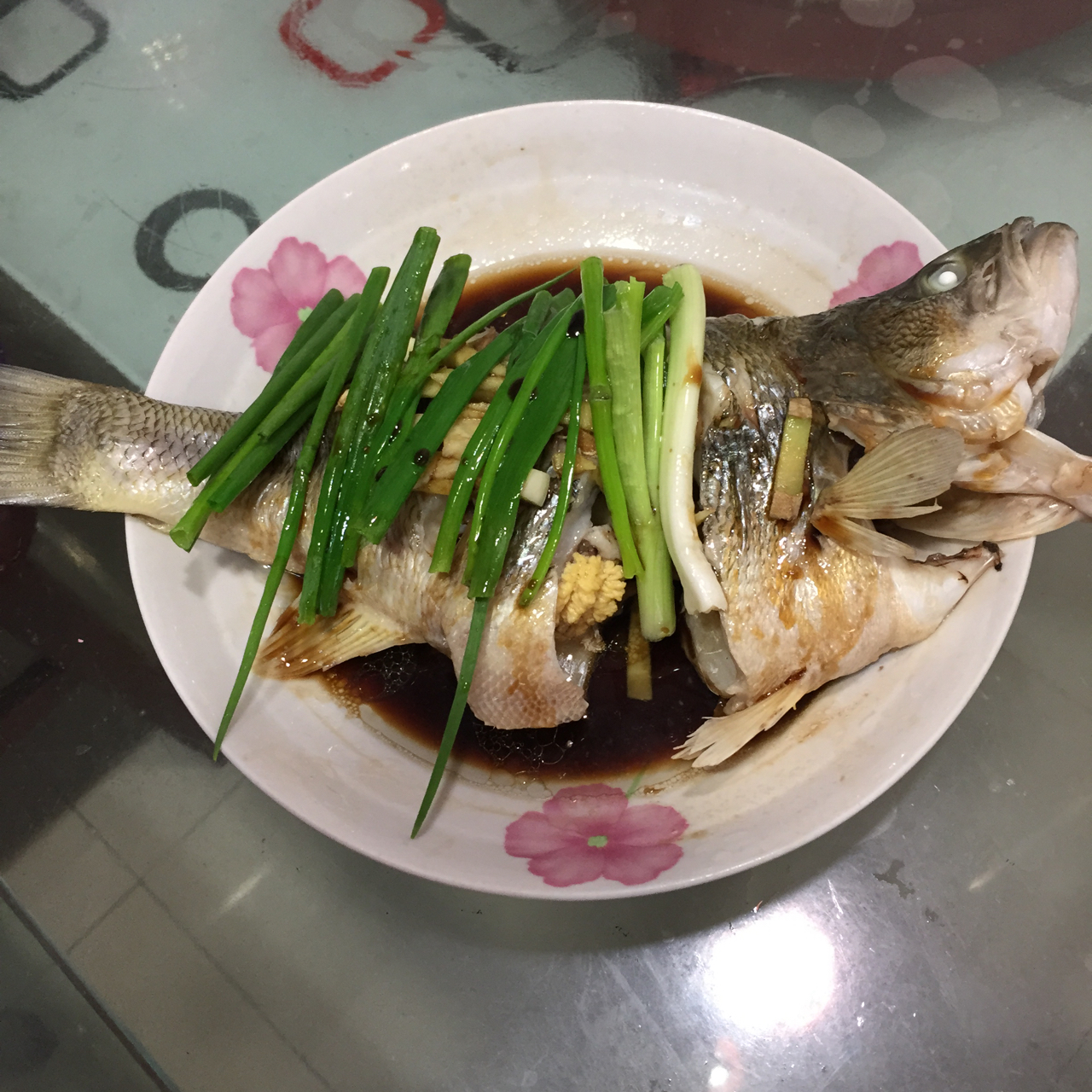 清蒸鲈鱼