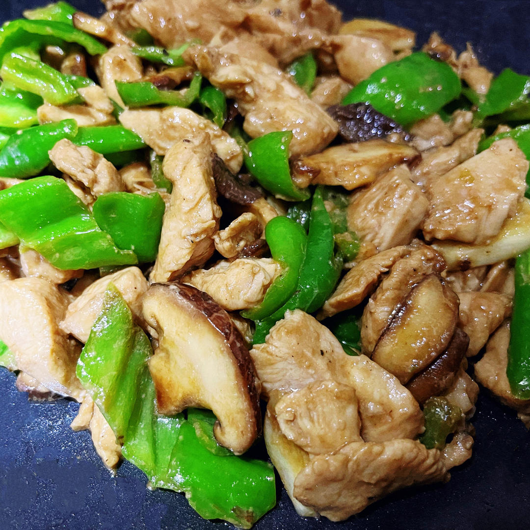 低卡好吃不胖的鸡胸肉炒香菇❗️