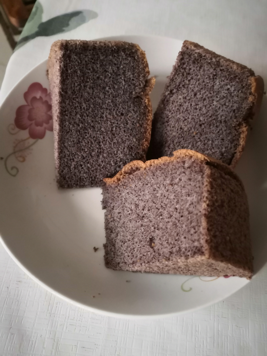 黑米酸奶戚风蛋糕的做法