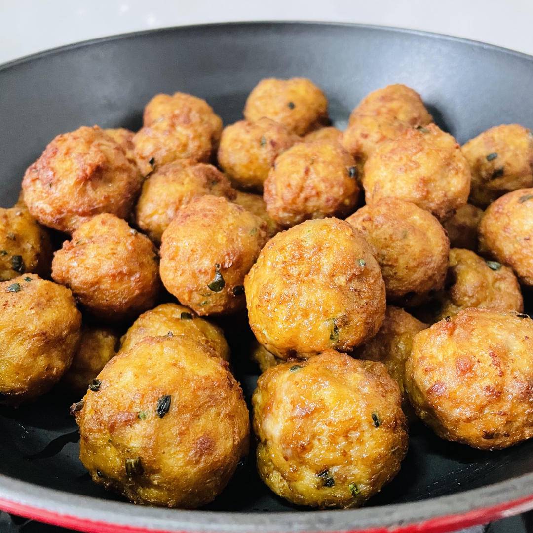 阳光心情nztd做的酥炸肉丸子