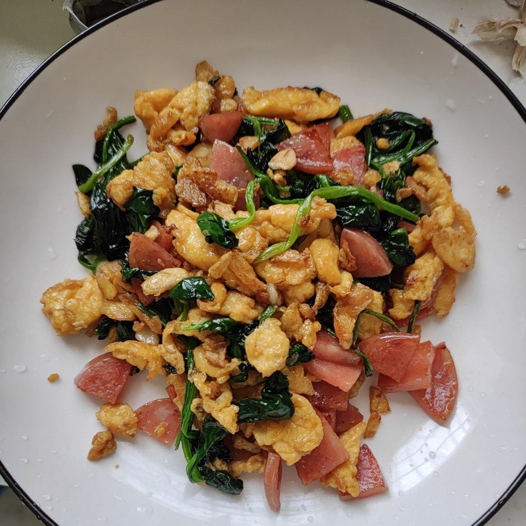 菠菜炒鸡蛋