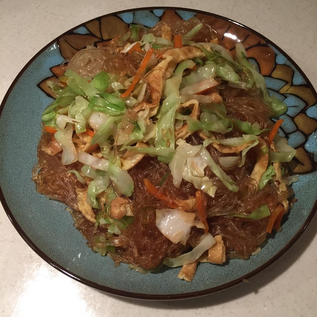 卷心菜炒粉丝 Glass noodles with Cabbage