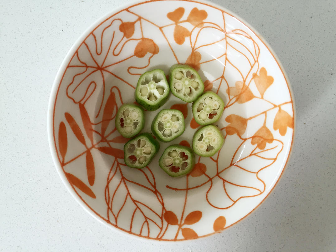 宝宝辅食：秋葵土豆饼的做法 步骤3