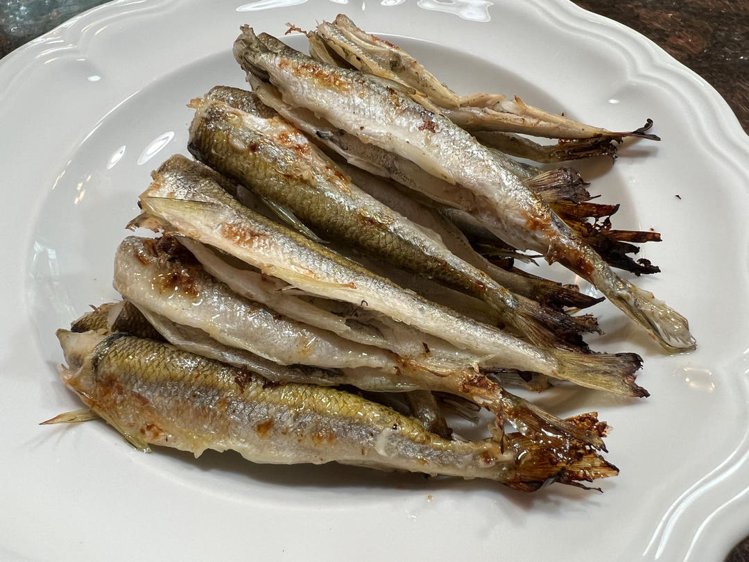 烤多春鱼