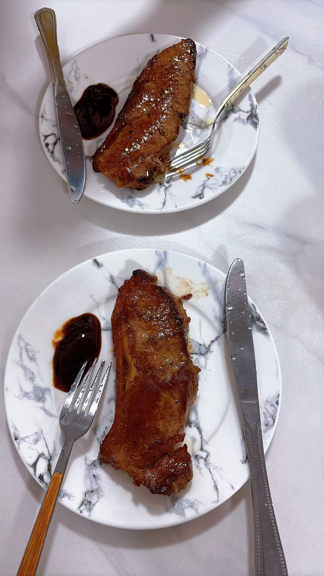 周末宅家吃什么？教你用烤箱烤出鲜嫩多汁的黑胡椒牛排🥩🍷