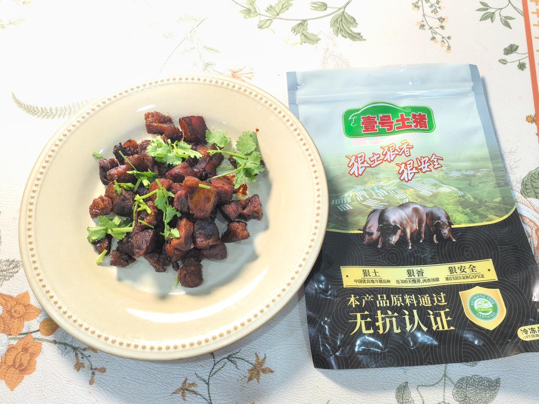 狂炫三大碗的卤肉饭