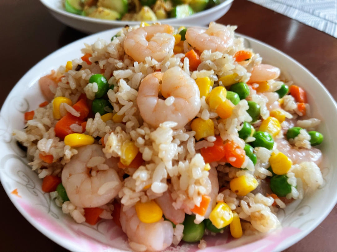 豌豆玉米虾仁炒饭