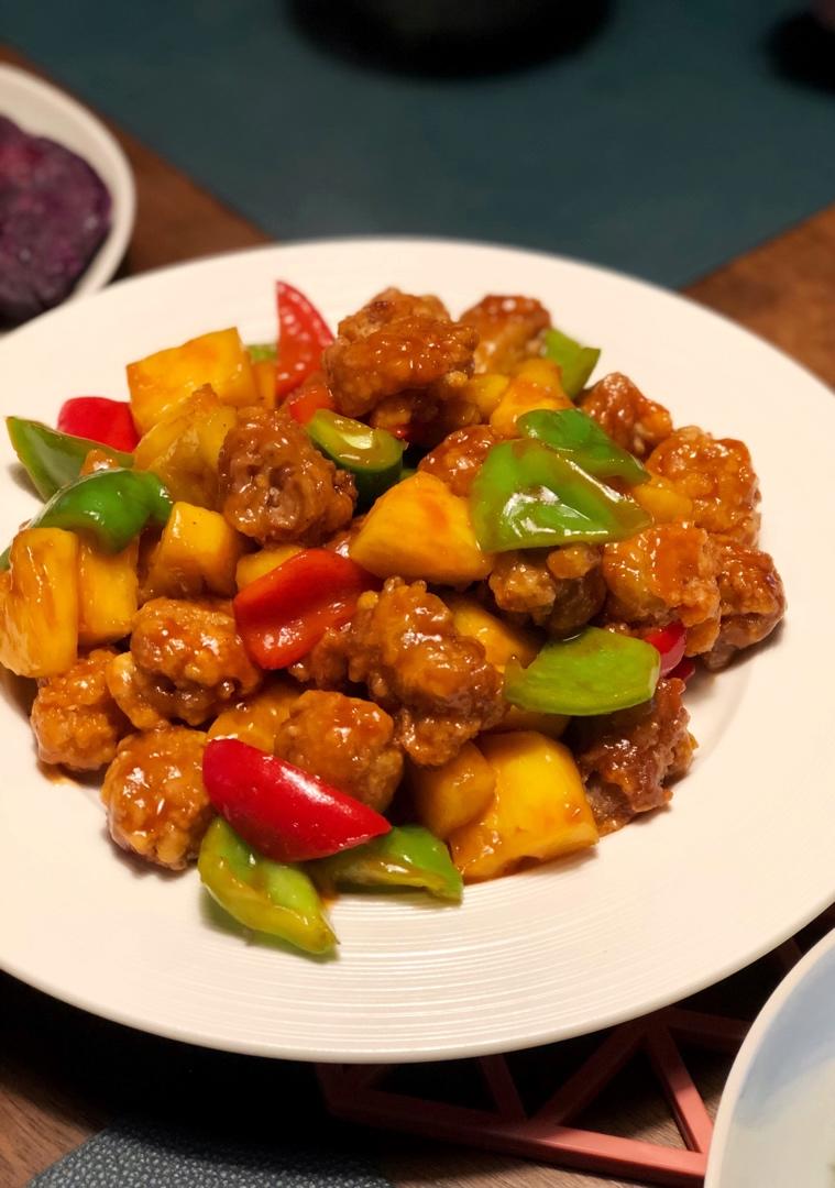 菠萝咕噜肉