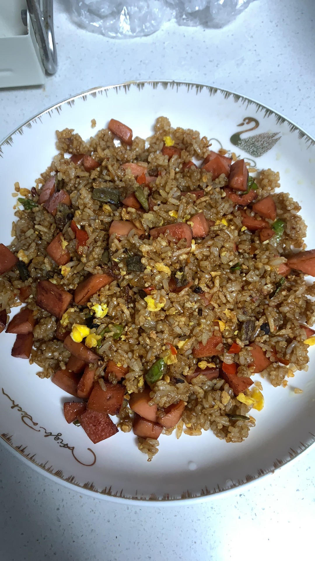 超级好吃的酱油火腿蛋炒饭！