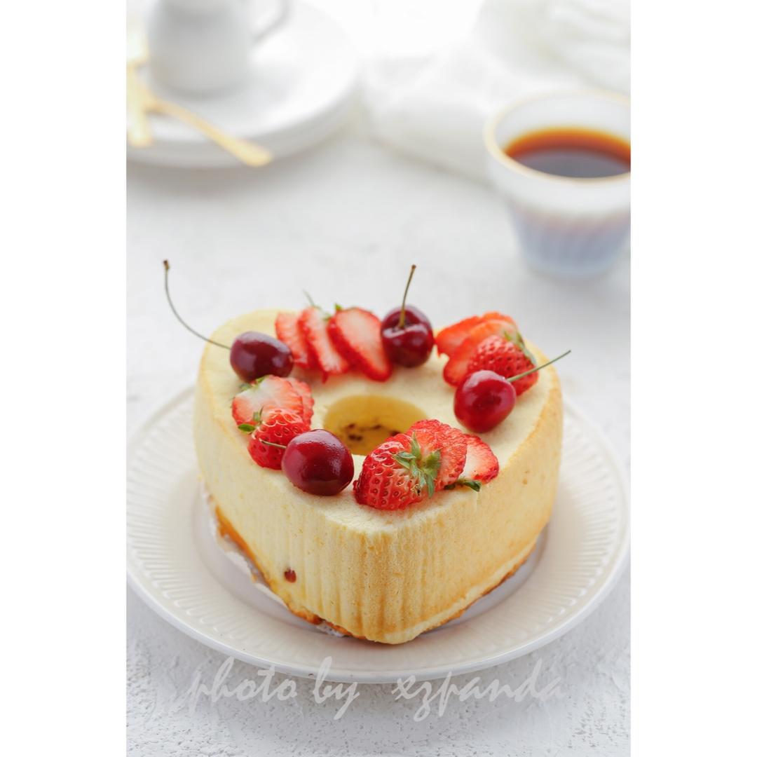 蔓越莓酸奶戚风蛋糕 附手脱模方法