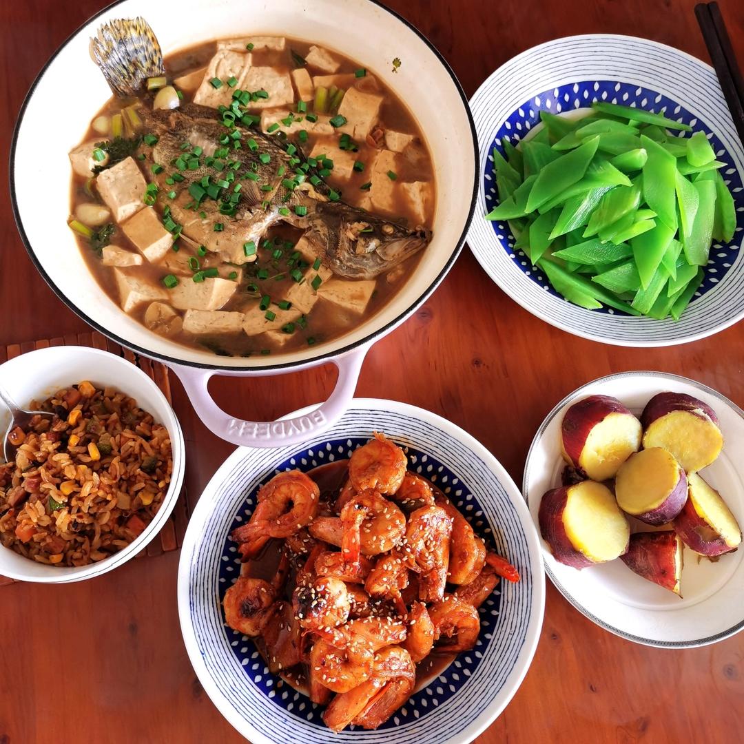 番茄虾滑豆腐煲【5-6月北鼎珐琅锅食谱】