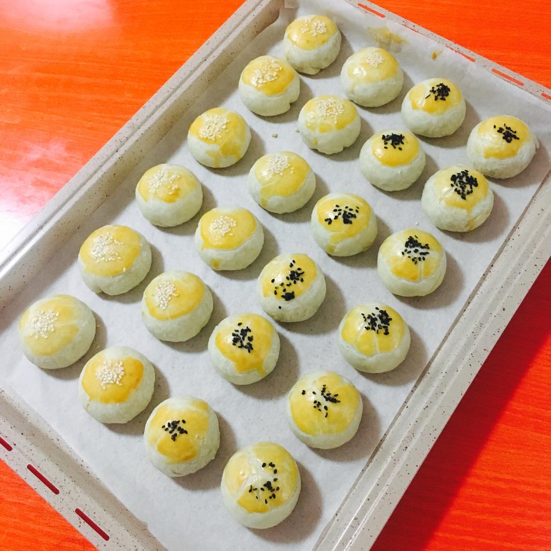 蛋黄酥~紫薯、抹茶、原味~花好月圆，中秋快乐~内附一次做六色蛋黄酥方法~