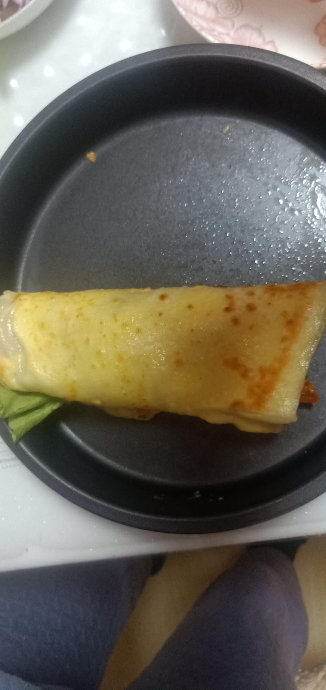 早餐摊的鸡蛋灌饼很好吃？不，我自己做的鸡蛋灌饼更好吃！