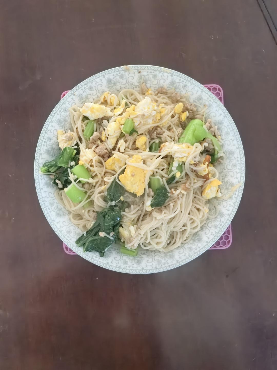 简单家常版肉丝汤面炝锅肉丝面