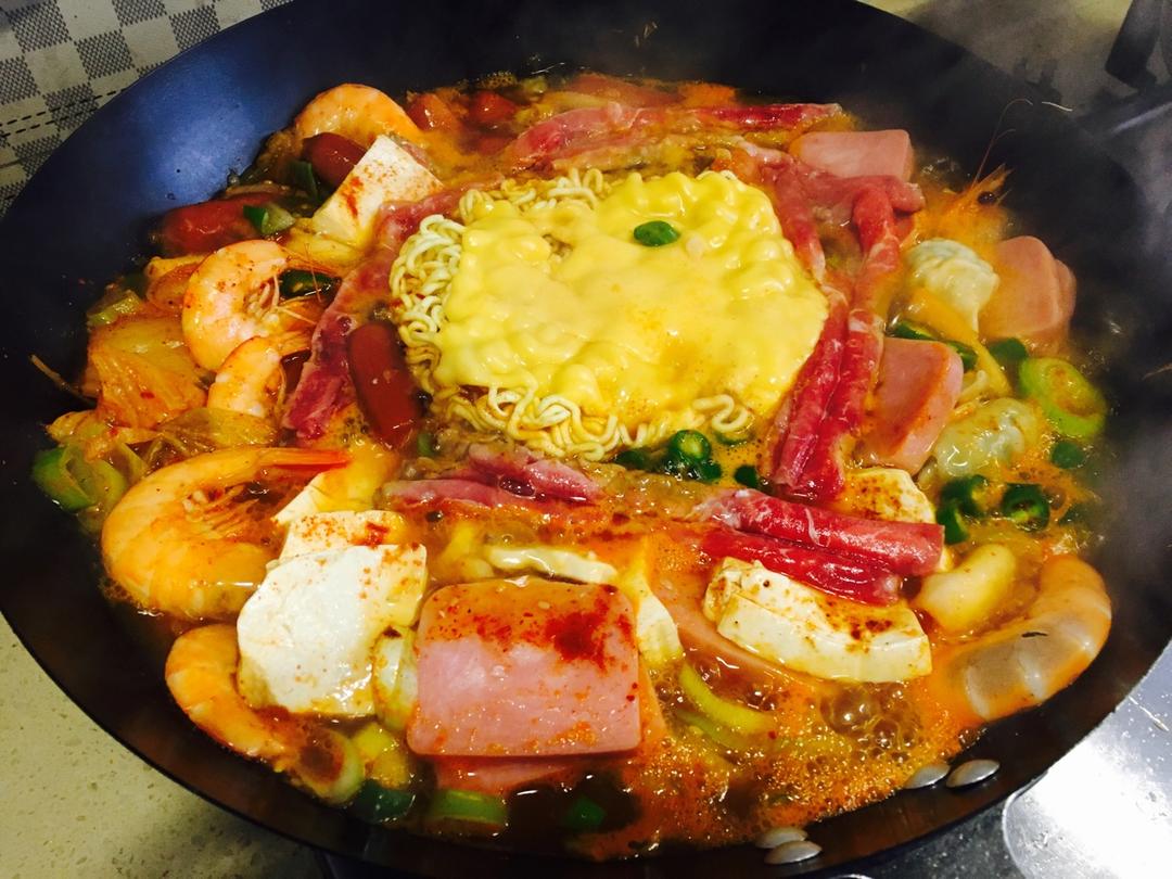 海鲜部队锅的做法