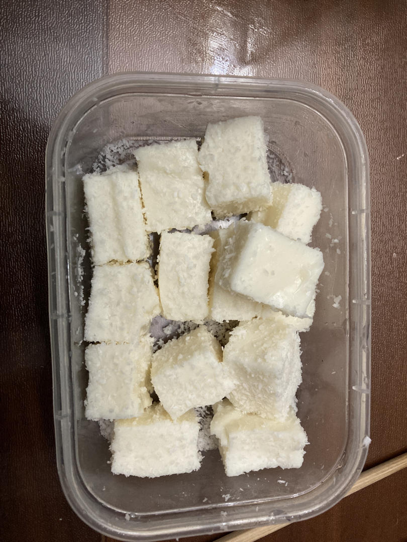 椰蓉牛奶小方（不用淡奶油，炼奶）