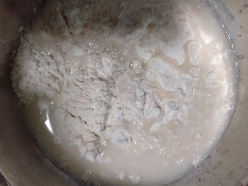 纯奶手撕吐司的做法 步骤1