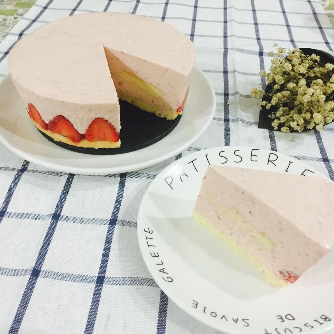 巧克力草莓慕斯蛋糕