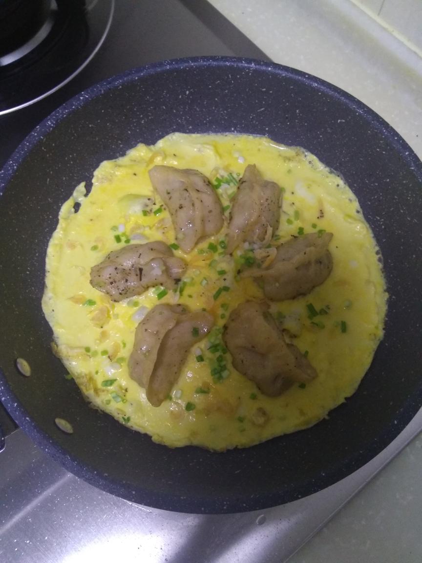 鸡蛋煎饺的做法
