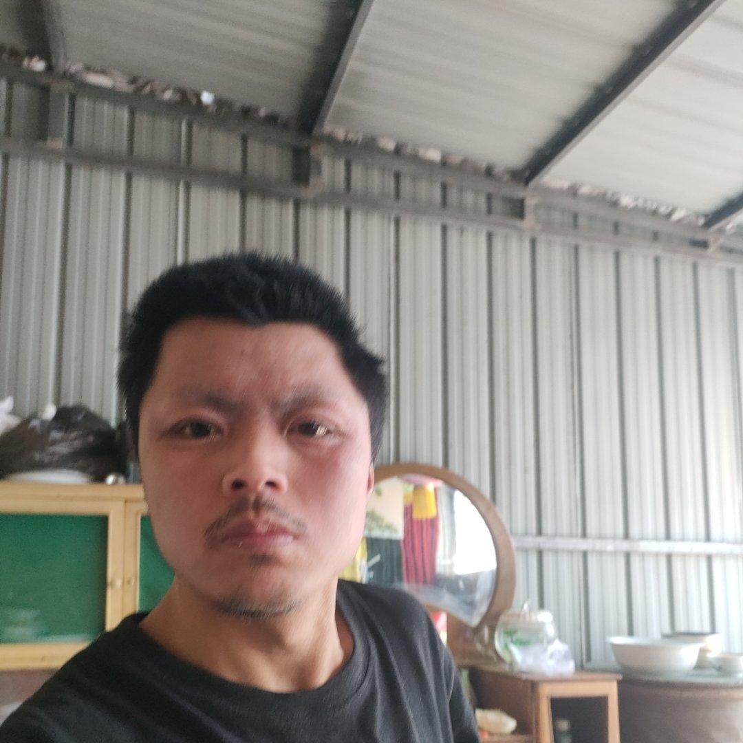 帅气的男孩