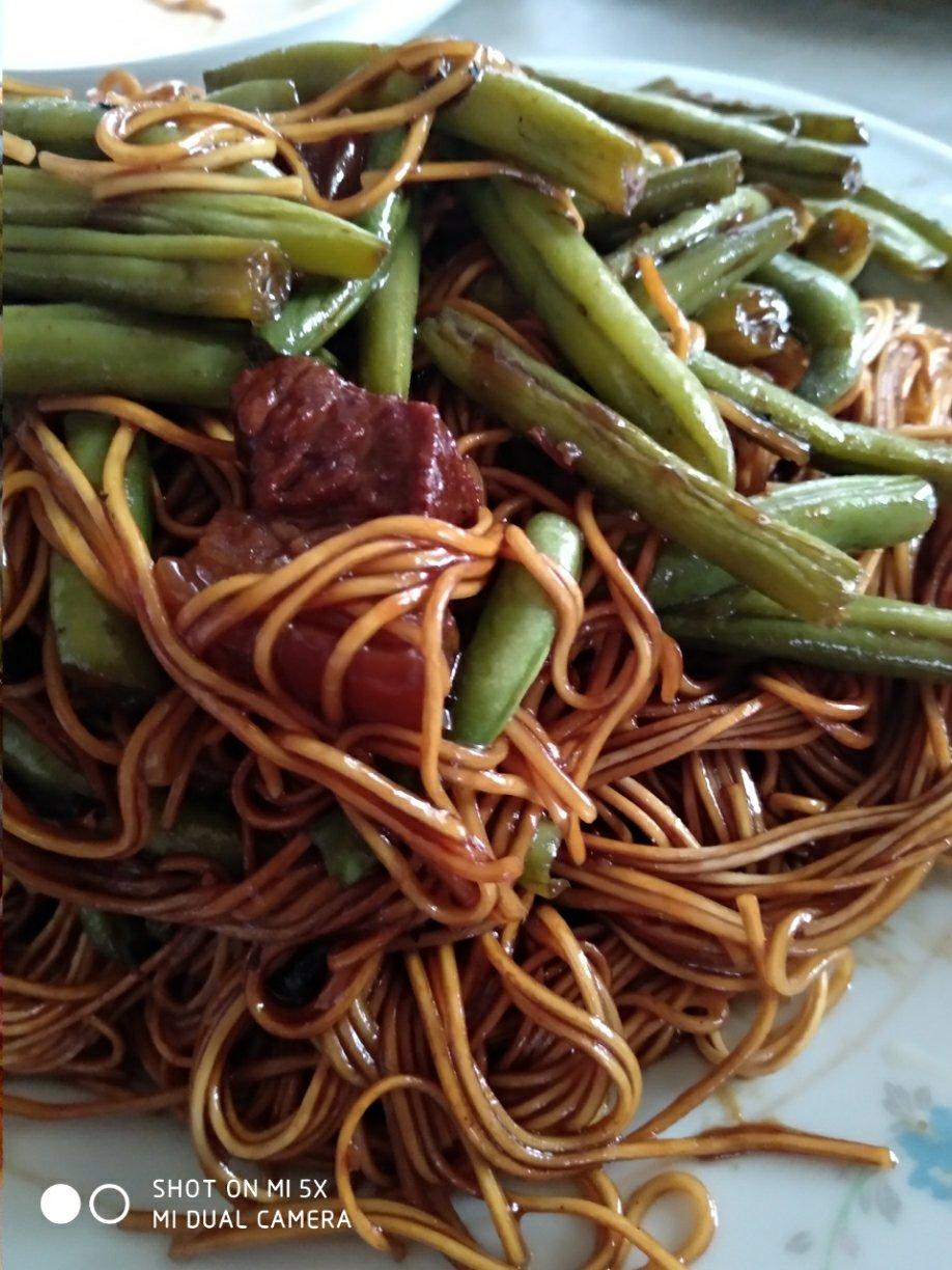 豆角焖个面