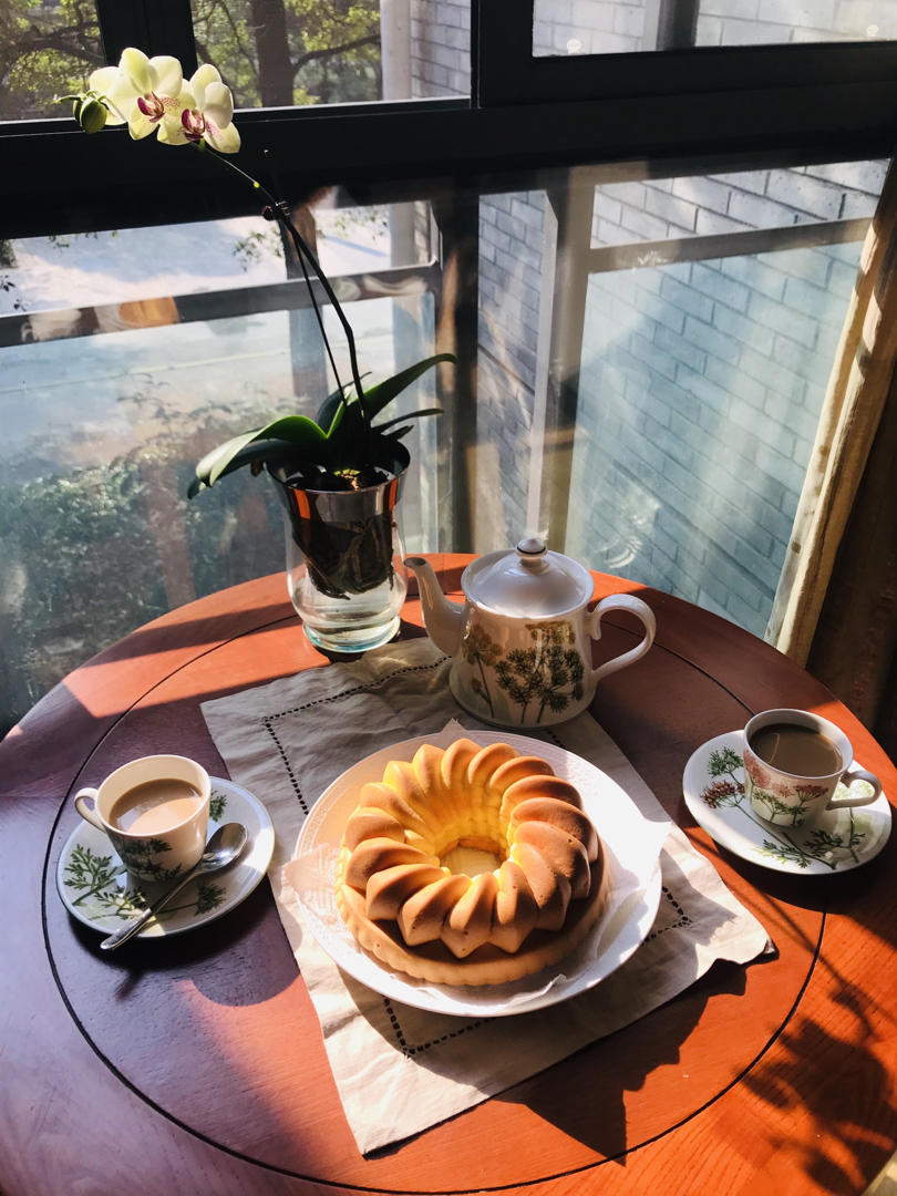 8寸萨瓦林戚风蛋糕