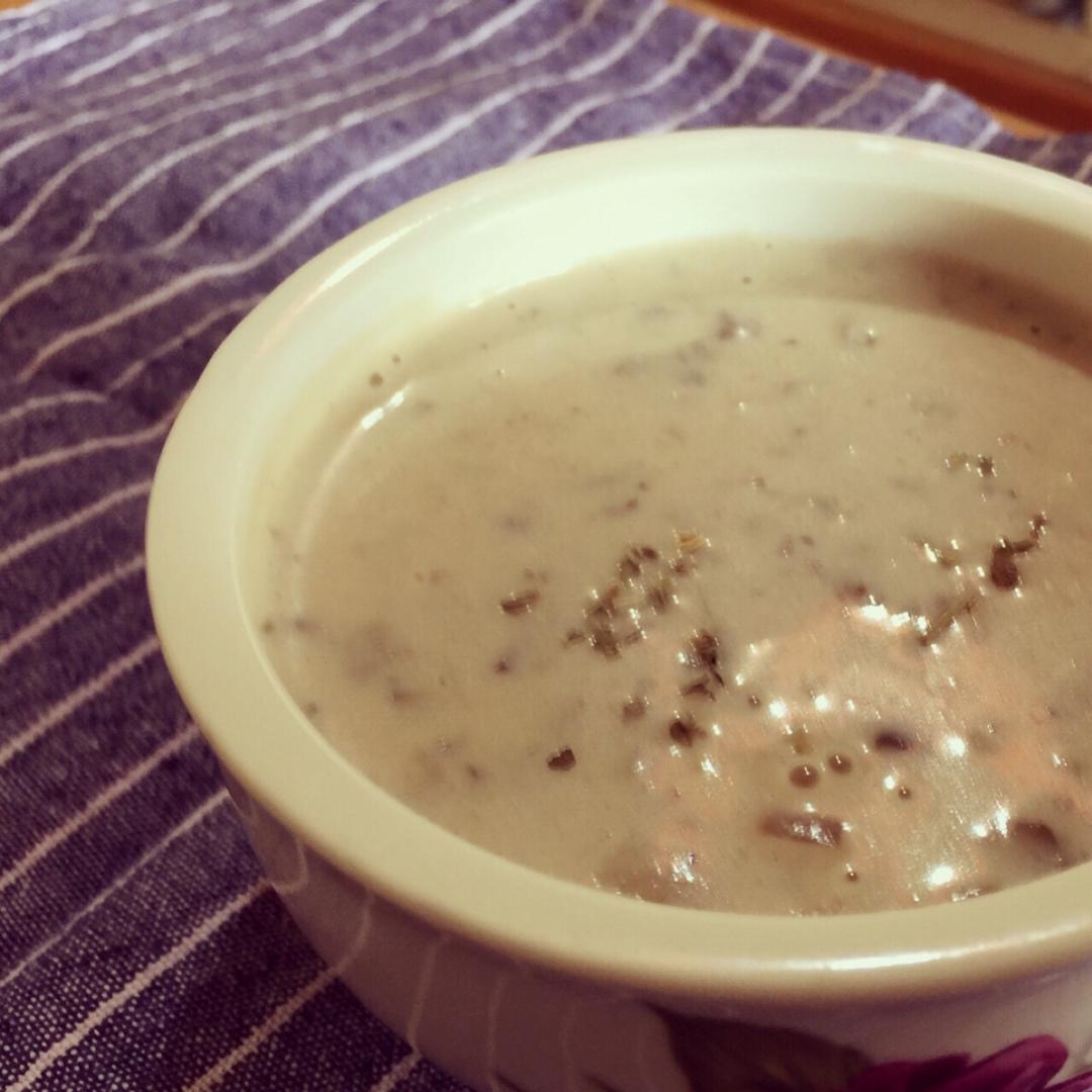 鸡茸奶油蘑菇汤