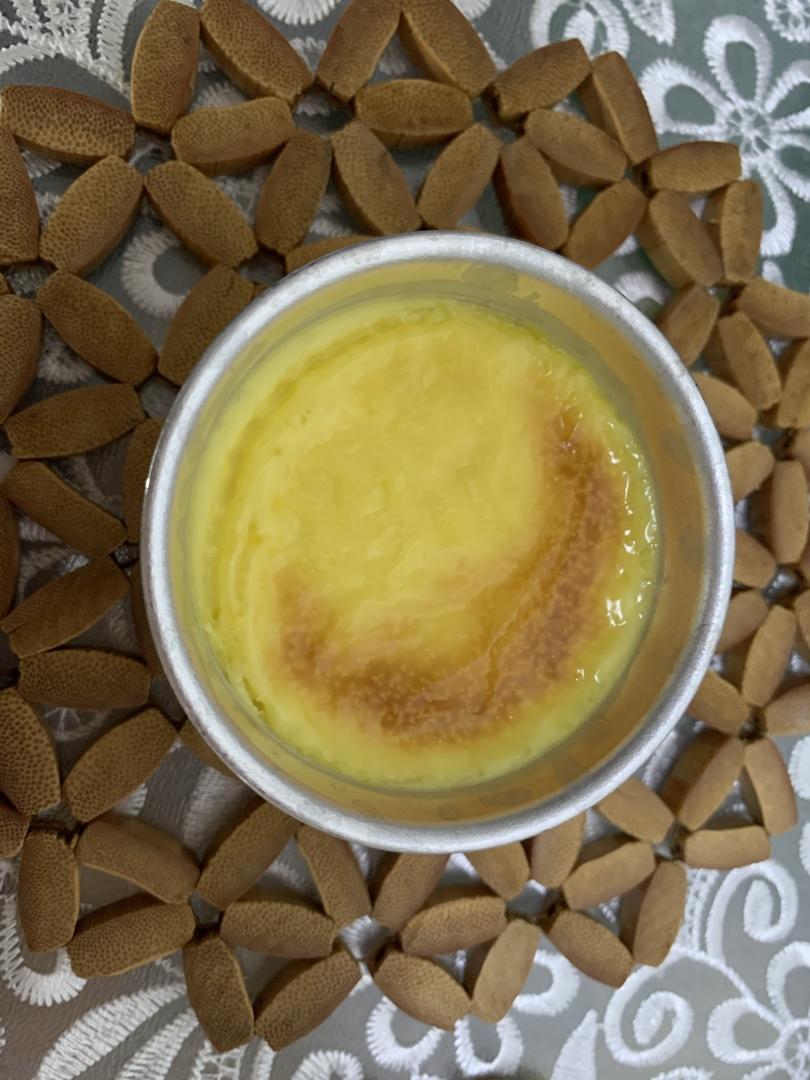 Crèmebrulée。法式烤布雷。焦糖布丁。