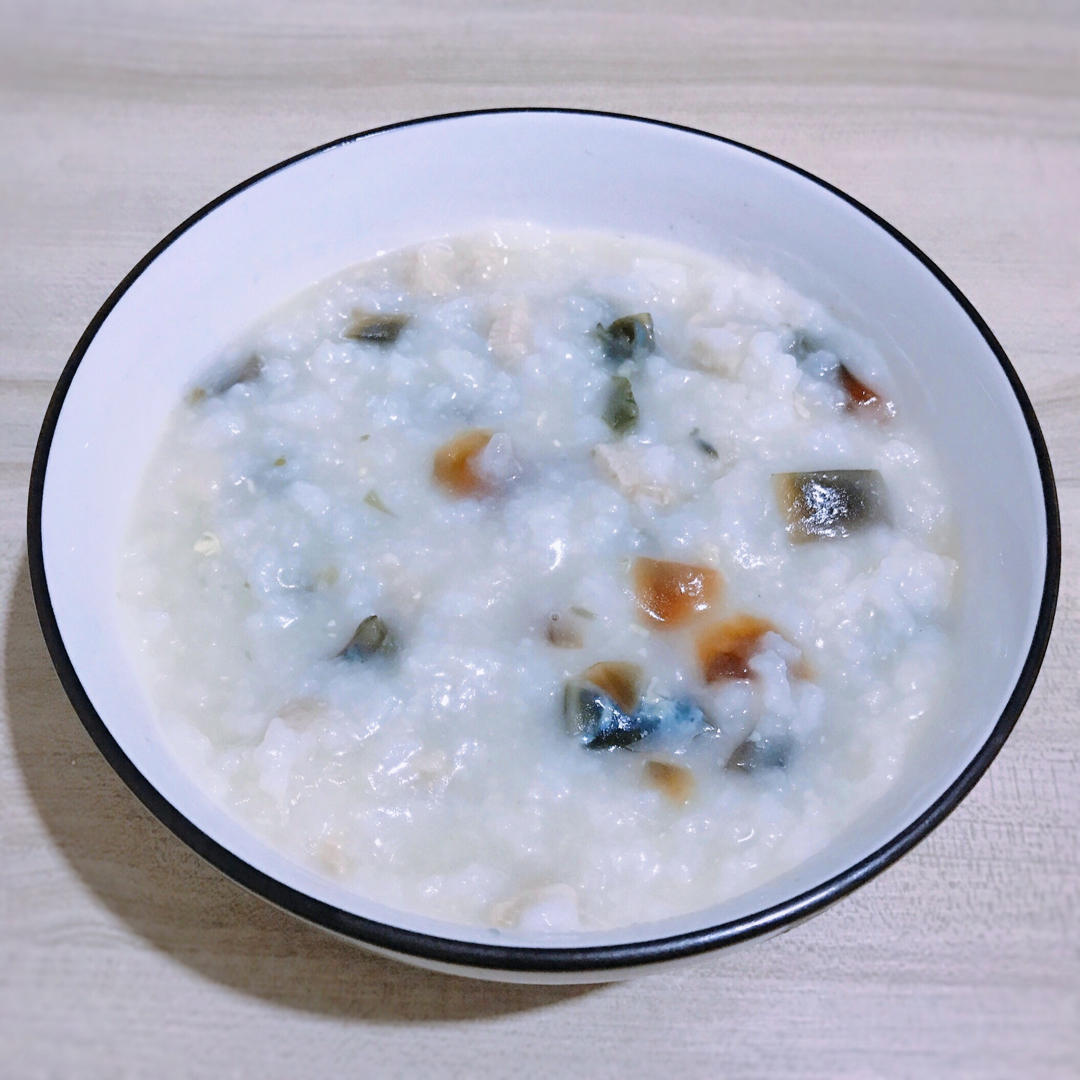 十五分钟快手之香滑皮蛋瘦肉粥(附五分钟电饭煲电压力锅更快捷方法)
