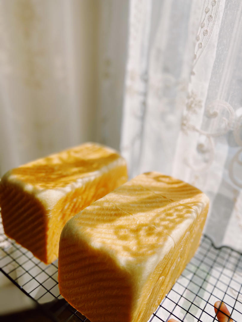 北海道吐司（70%中种法淡奶油吐司）