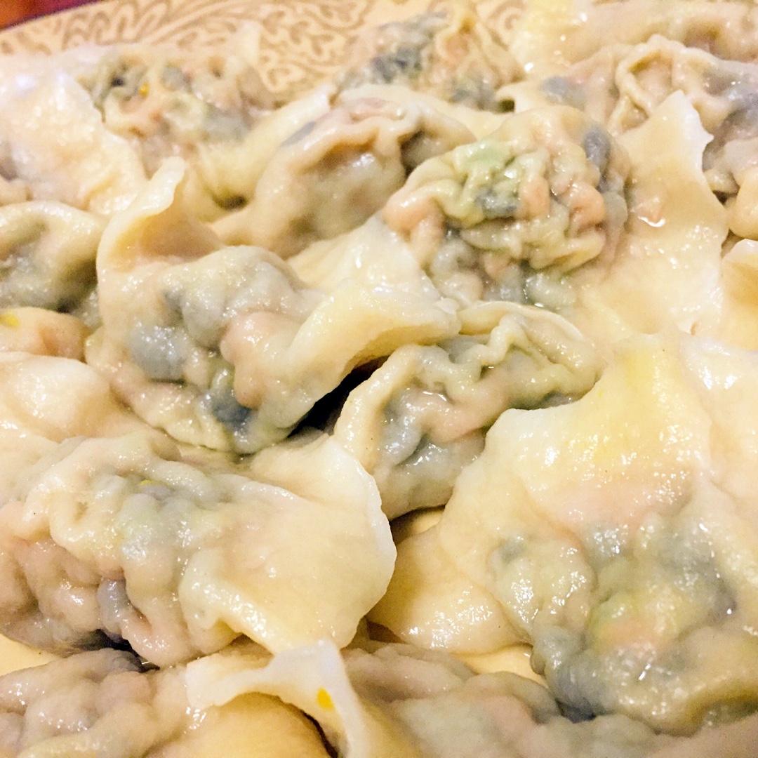 芹菜胡萝卜猪肉水饺