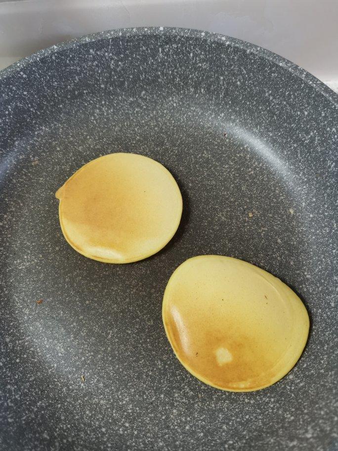 玉米面小松饼（早餐）