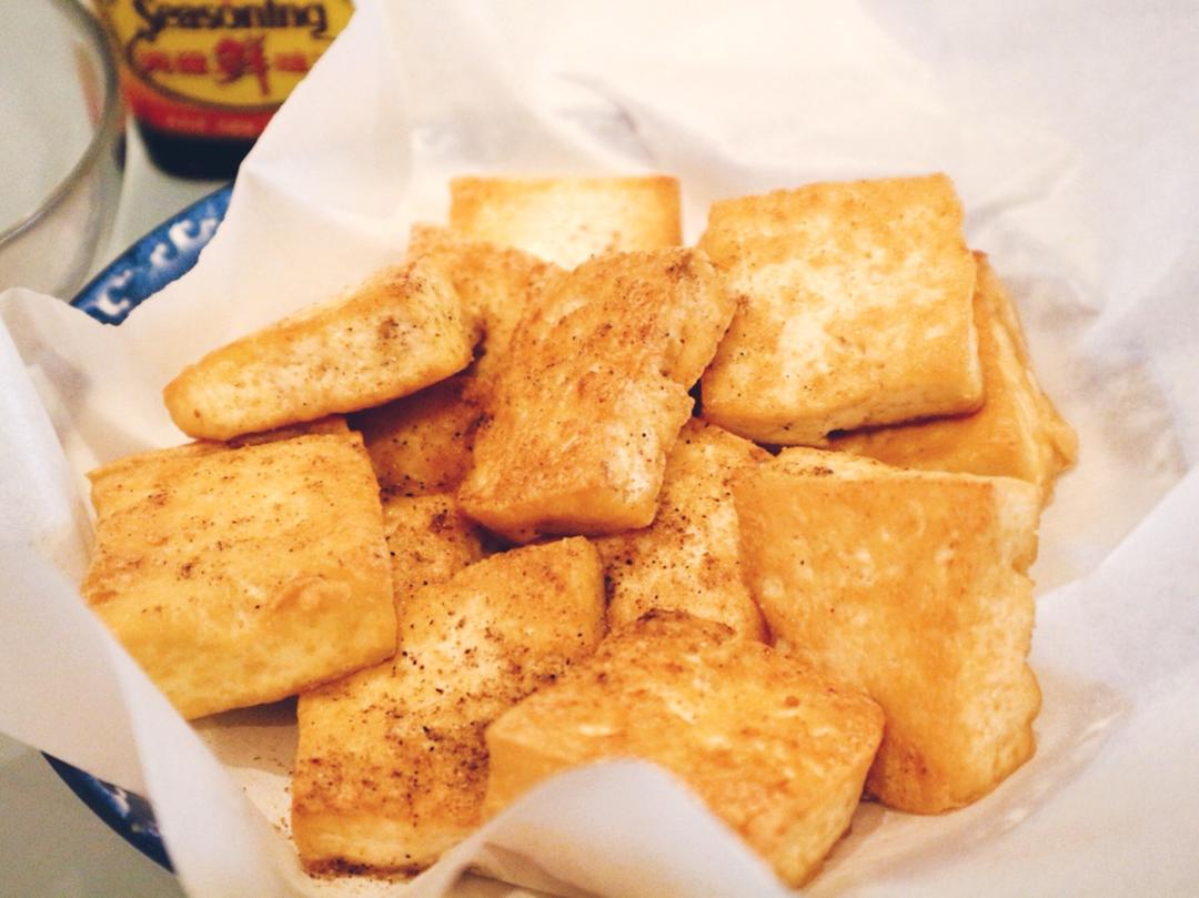 盐煎老豆腐（蘸酱油）