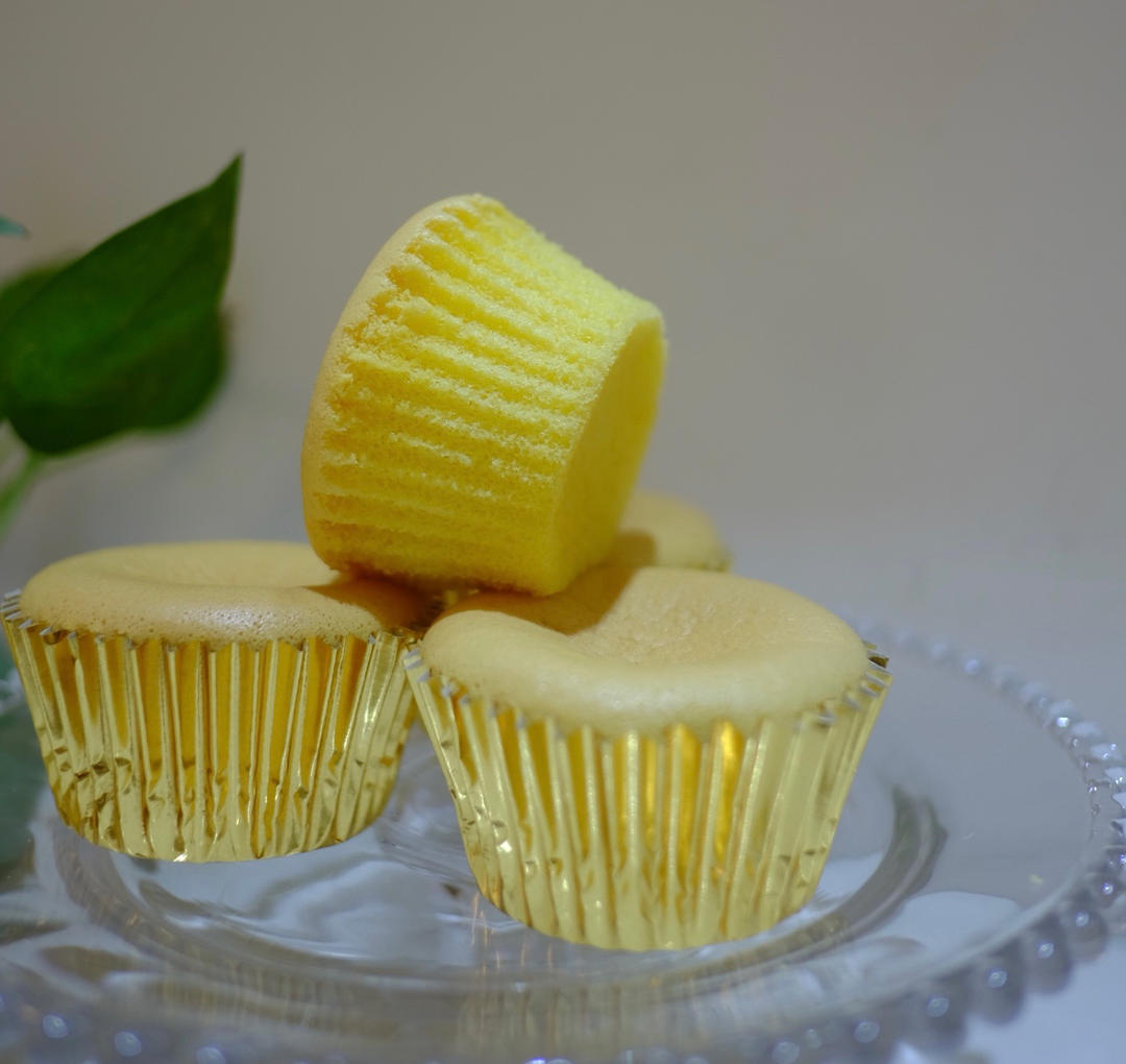 不塌不缩的纸杯蛋糕