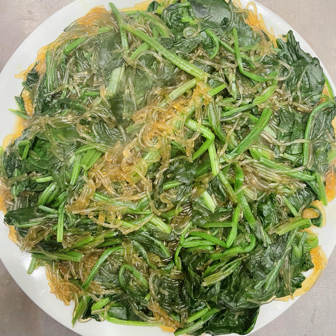 菠菜炒粉丝