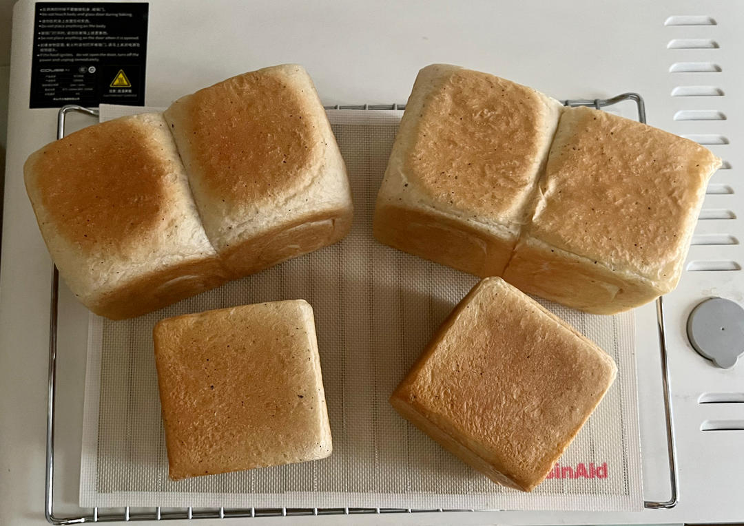 茶香醇浓的伯爵厚红茶吐司