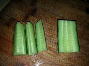 凉拌黄瓜的做法 步骤2