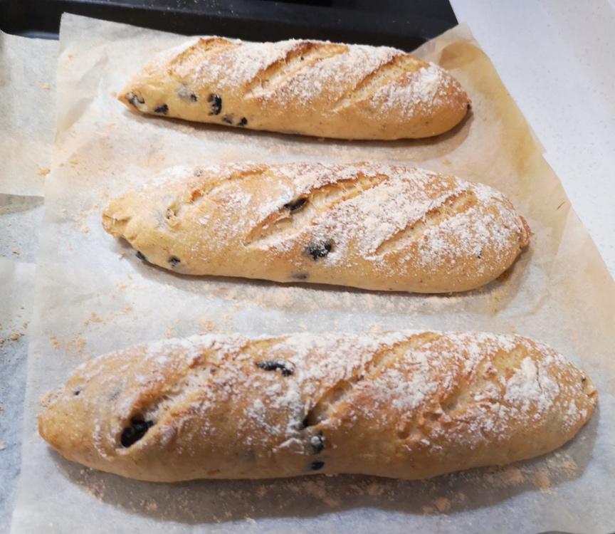 是的，是你也能做的黑橄榄全麦法棍