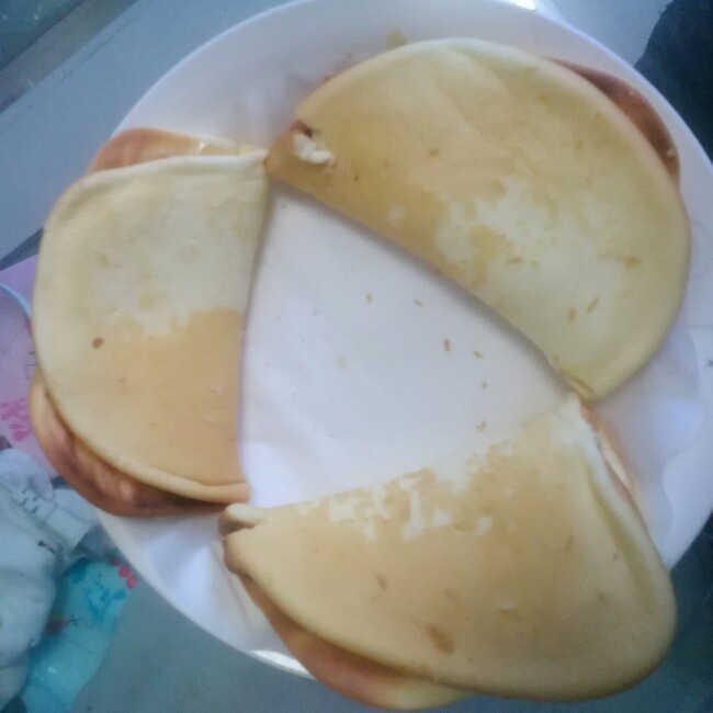 超软的~肉松夹心蛋糕