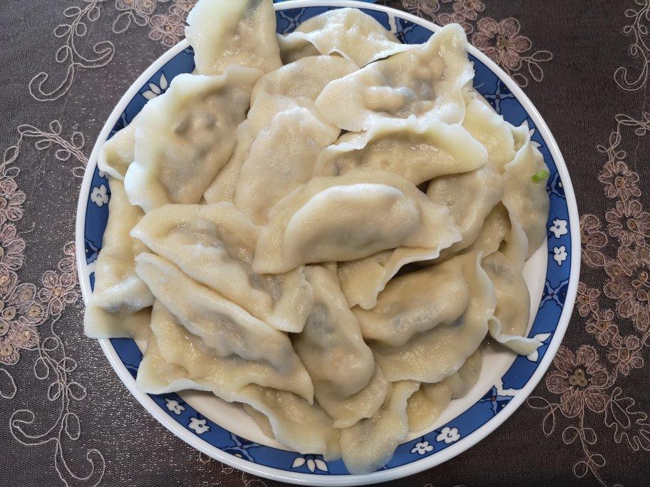 冬至的饺子 冻豆腐白菜木耳素馅饺子