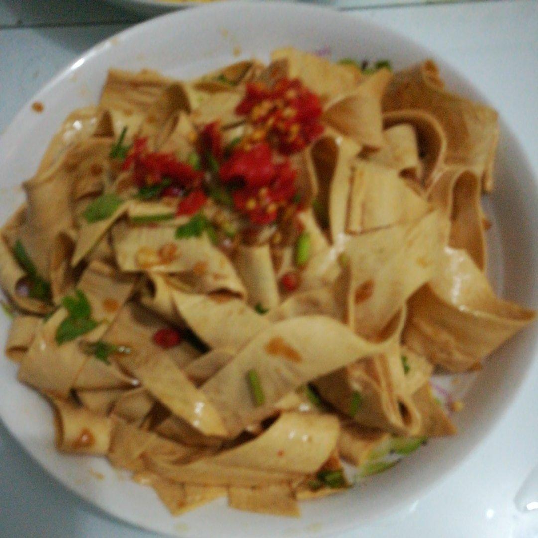 凉拌豆皮